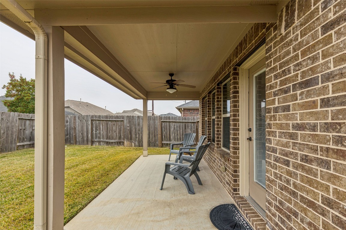 3876 Oakmist Bend Lane Spring, TX 77386 - Photo 36 of 41 a view of swimming pool from a patio