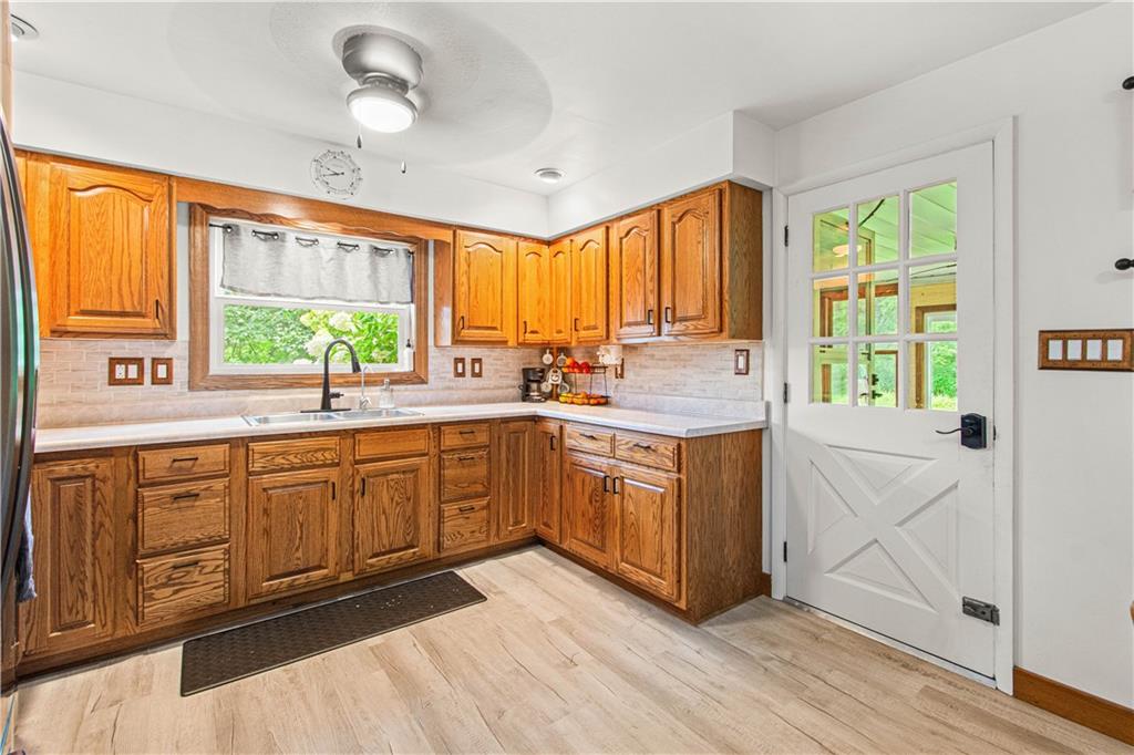 212 Brownlee Road Eighty Four, PA 15330 - Photo 11 of 34 Gallery Image 11