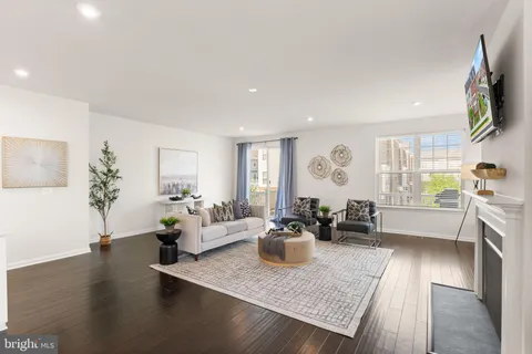 $884,500 | 19304 Forked Creek Terrace, Leesburg, VA 20175