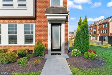 $884,500 | 19304 Forked Creek Terrace, Leesburg, VA 20175