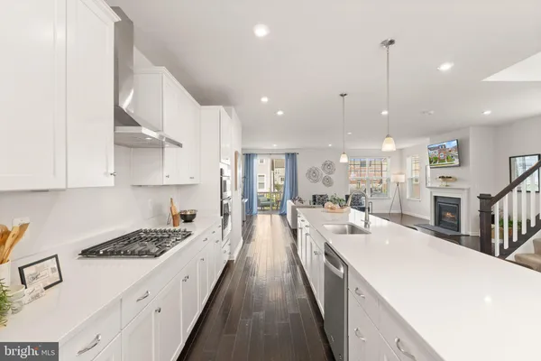 $884,500 | 19304 Forked Creek Terrace, Leesburg, VA 20175