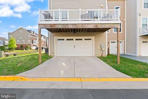 $884,500 | 19304 Forked Creek Terrace, Leesburg, VA 20175