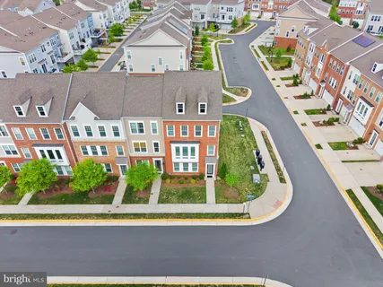 $884,500 | 19304 Forked Creek Terrace, Leesburg, VA 20175