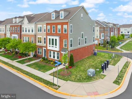 $884,500 | 19304 Forked Creek Terrace, Leesburg, VA 20175