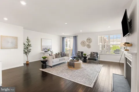 $874,900 | 19304 Forked Creek Terrace, Leesburg, VA 20175
