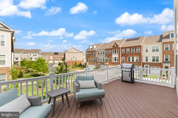 $884,500 | 19304 Forked Creek Terrace, Leesburg, VA 20175