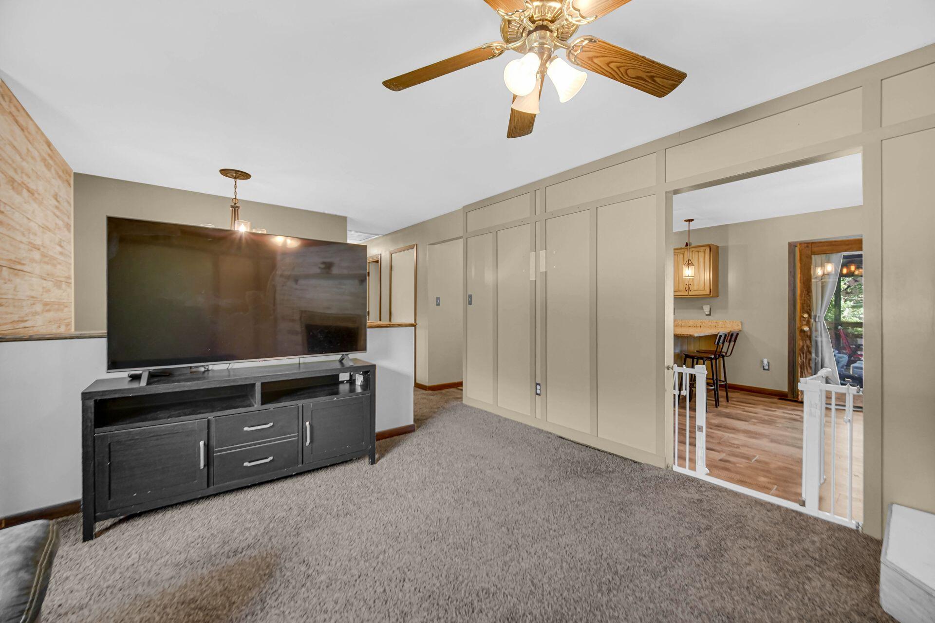 10317 North 486 East, Unit 6 Demotte, IN 46310 - Photo 7 of 29 1920x1280
