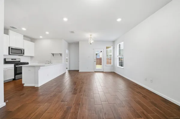 $345,000 | 225 Danablu Drive, Hutto, TX 78634