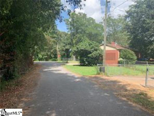 1308 Robbins Drive Anderson, SC 29621 - Photo 4 of 5 Gallery Image 4