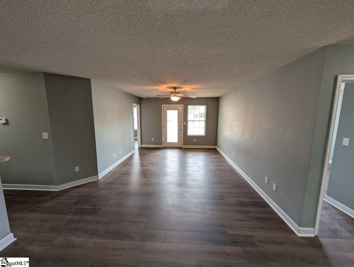 220 A Outlook Drive Boiling Springs, SC 29316 - Photo 3 of 10