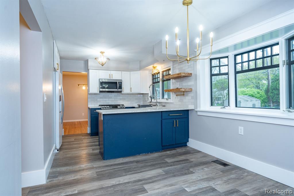 32905 Summers Street Livonia, MI 48154 - Photo 14 of 25 Gallery Image 14