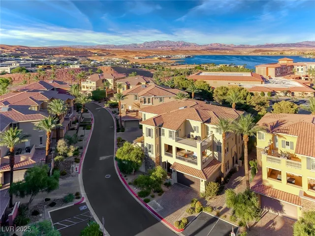 $839,000 | 40 Luce Del Sole, Unit 3, Henderson, NV 89011