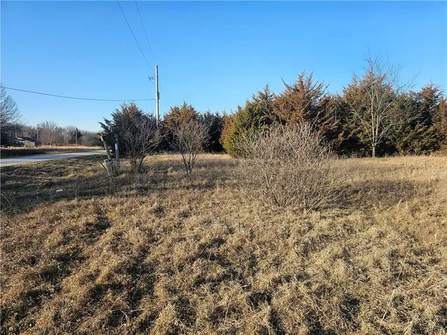 $48,000 | 18-22 Rose Marie Drive, Linn Valley, KS 66040