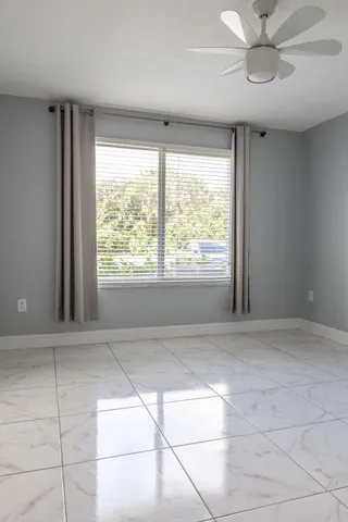 $200,000 | 505 Villa Circle, Boynton Beach, FL 33435