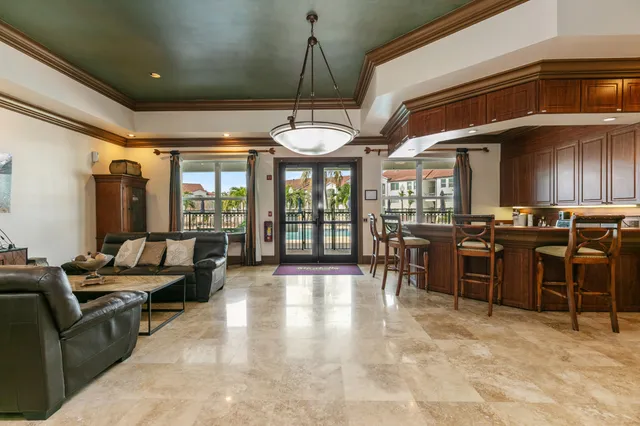 $200,000 | 505 Villa Circle, Boynton Beach, FL 33435