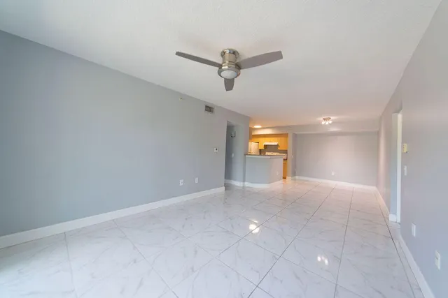$200,000 | 505 Villa Circle, Boynton Beach, FL 33435