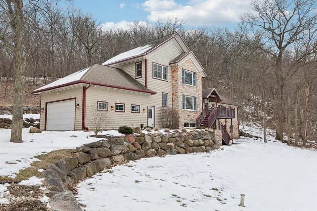 $1,195,000 | 4494 Oak Valley Road, Cross Plains, WI 53528