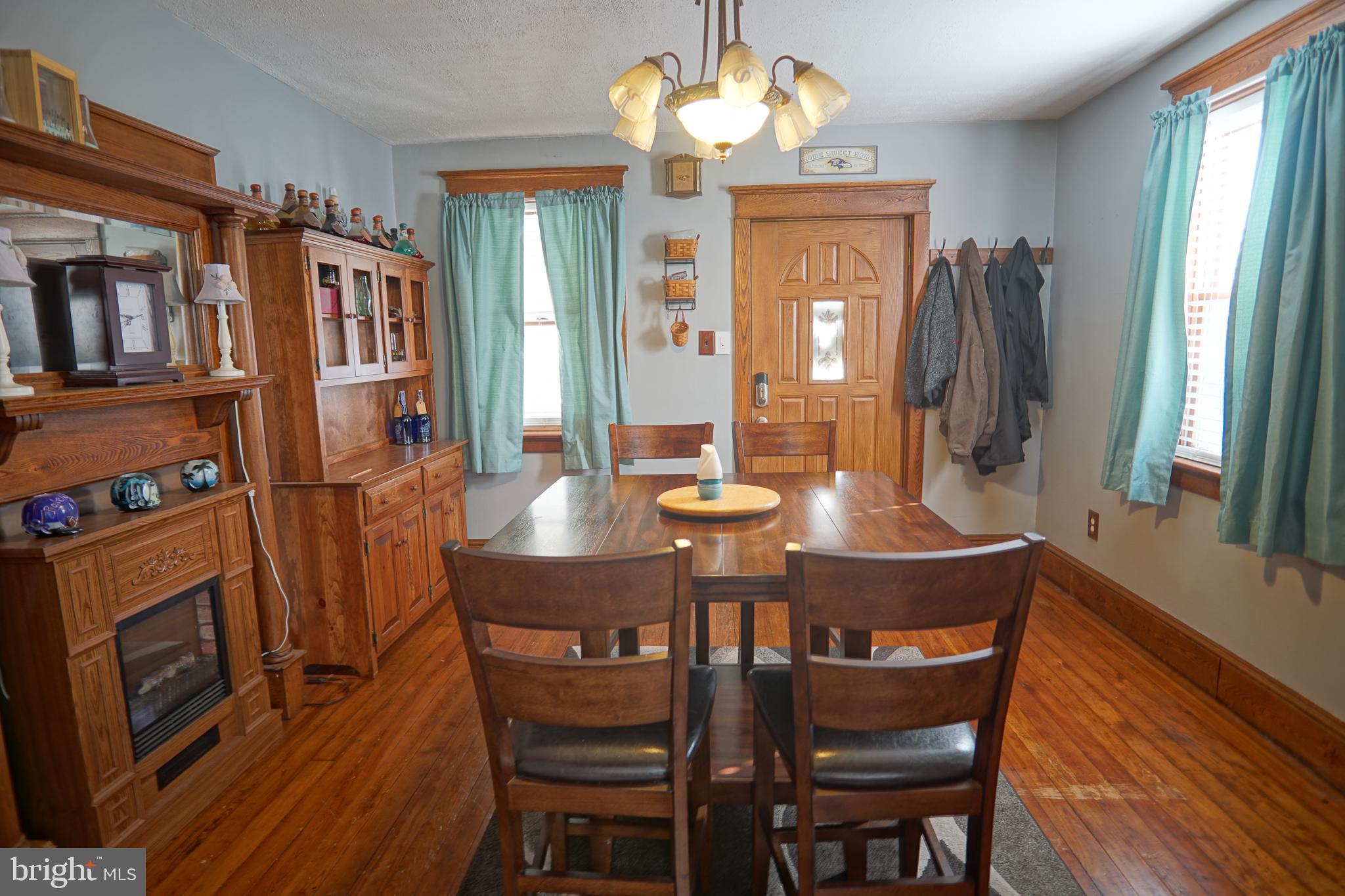25 Pine Street Hanover, PA 17331 - Photo 3 of 40 Gallery Image 3