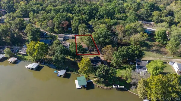 $225,000 | 83 Cliff House Acres Circle, Camdenton, MO 65020