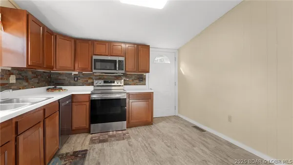 $225,000 | 83 Cliff House Acres Circle, Camdenton, MO 65020