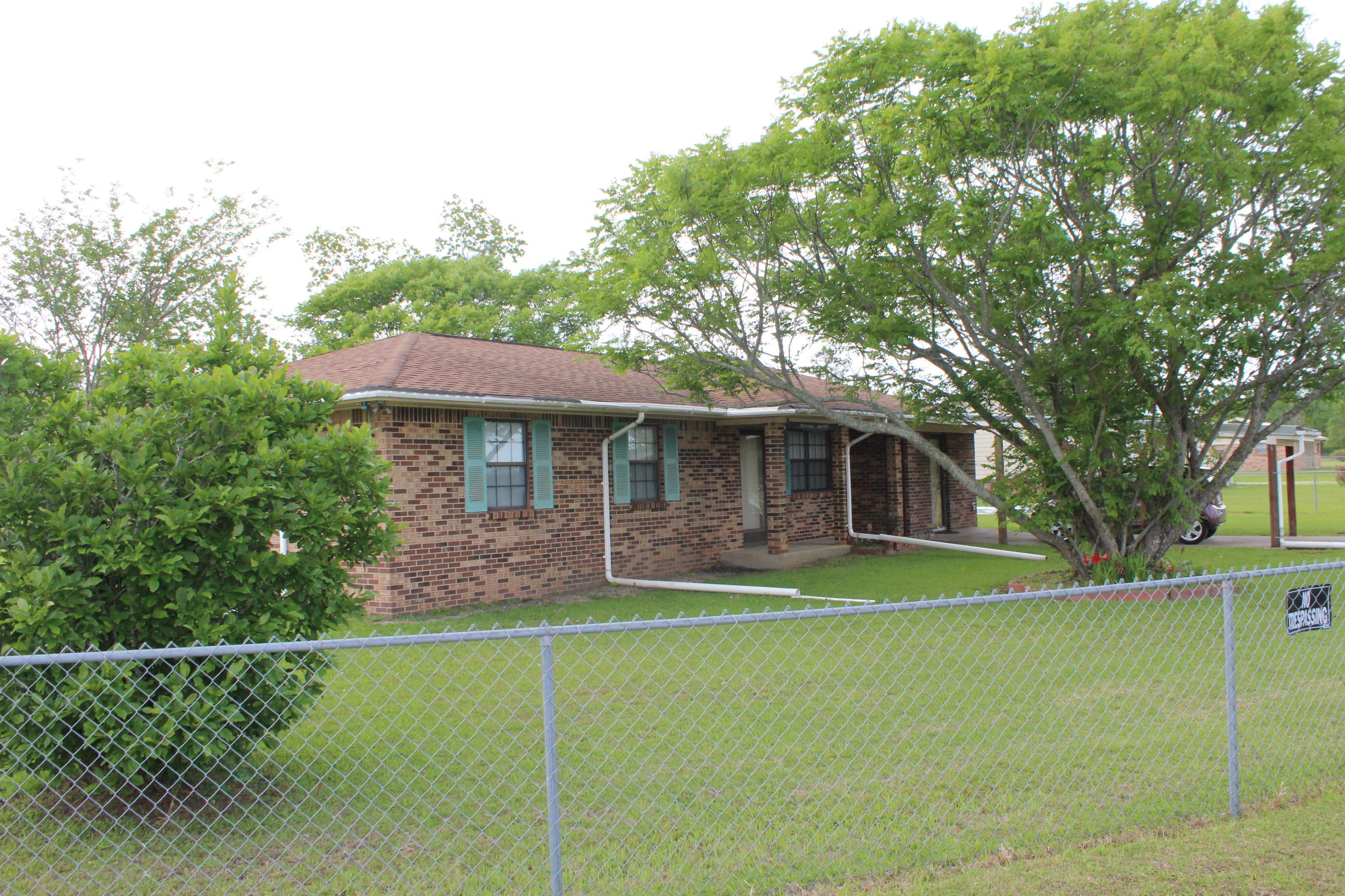 207 Airport Road Lucedale, MS 39452 - Photo 3 of 29 IMG_6062