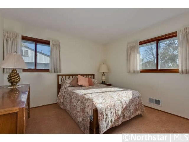 2813 Nash Road Brooklyn Center, MN 55430 - Photo 10 of 18