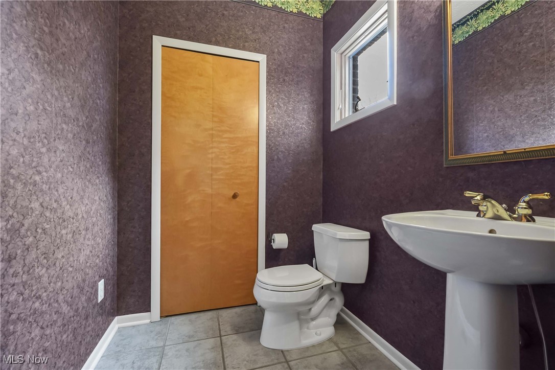23979 West Rim Drive Columbia Station, OH 44028 - Photo 10 of 49