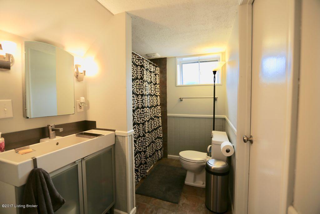 114 Wood Road Lyndon, KY 40222 - Photo 29 of 30 ISmm3g7sj2kwyo1000000000