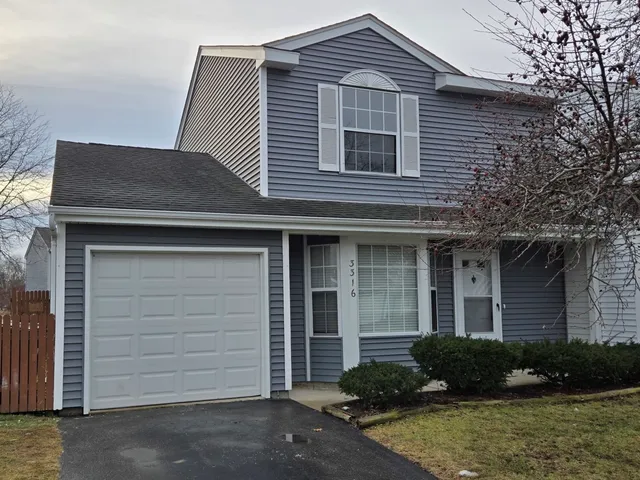 $1,995 | 3316 Huntington Lane, Island Lake, IL 60042