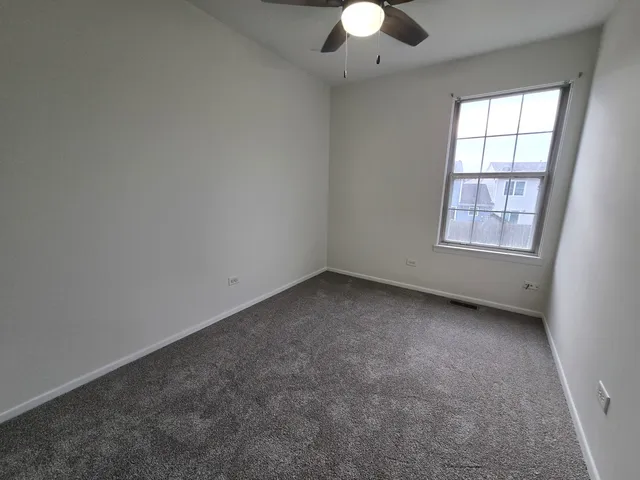 $1,995 | 3316 Huntington Lane, Island Lake, IL 60042