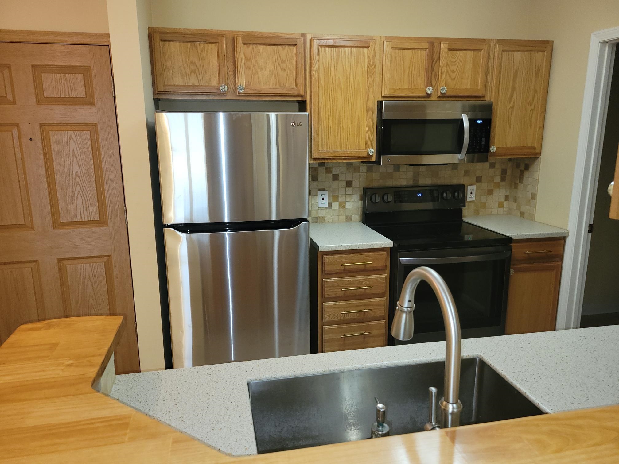 101 Metro Terrace, Unit 303 Madison, WI 53718 - Photo 13 of 50