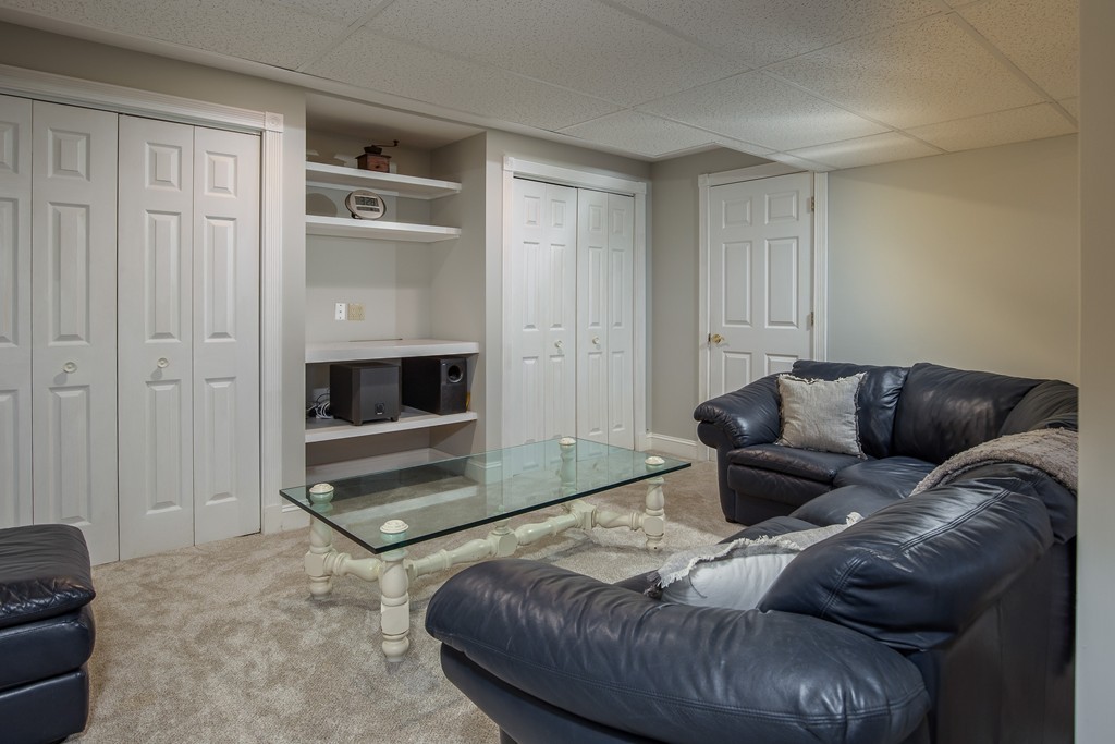 14 Edgehill Road Hopkinton, MA 01748 - Photo 29 of 30 Gallery Image 29
