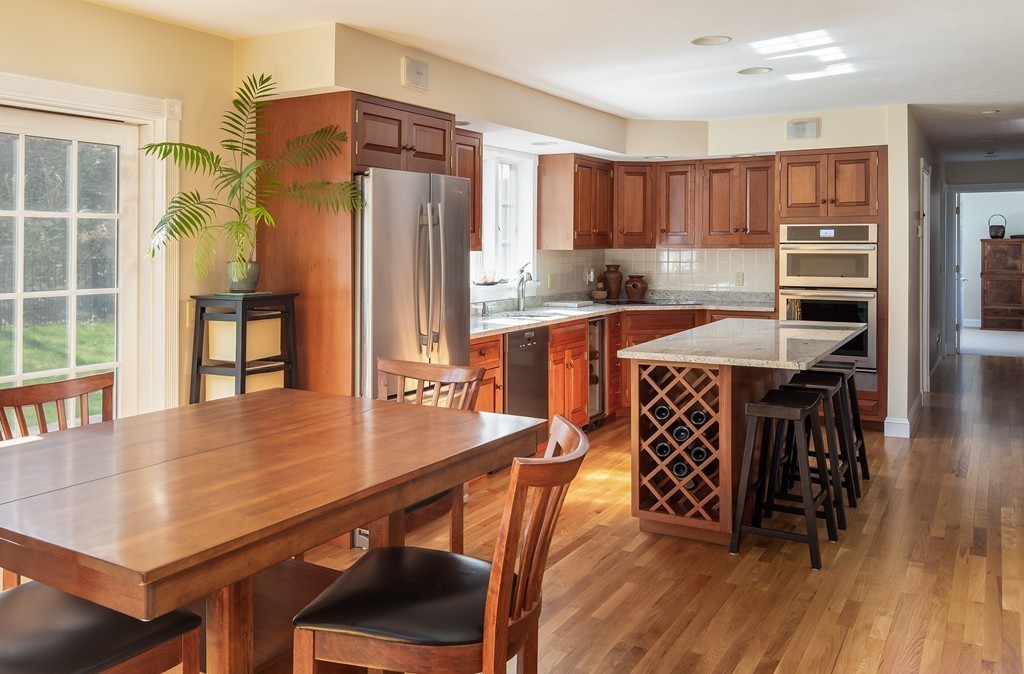 14 Edgehill Road Hopkinton, MA 01748 - Photo 5 of 30 Gallery Image 5