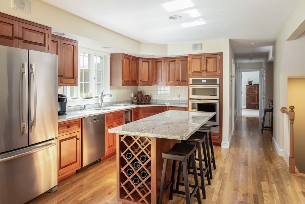14 Edgehill Road Hopkinton, MA 01748 - Photo 6 of 30 Gallery Image 6