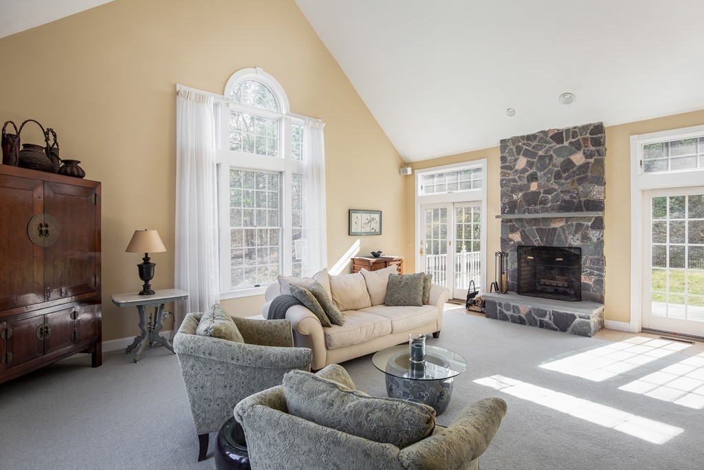 14 Edgehill Road Hopkinton, MA 01748 - Photo 10 of 30 Gallery Image 10