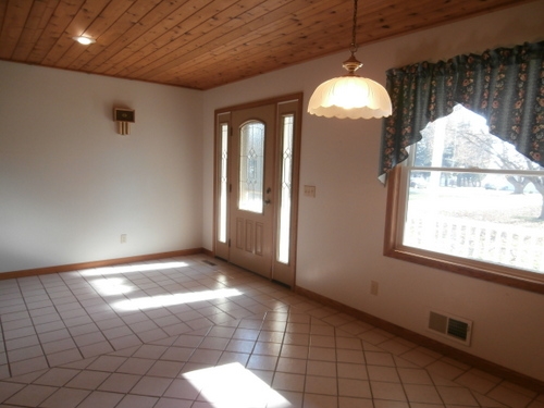 8303 East Island Road Elsie, MI 48831 - Photo 8 of 28 31307881-7.JPG