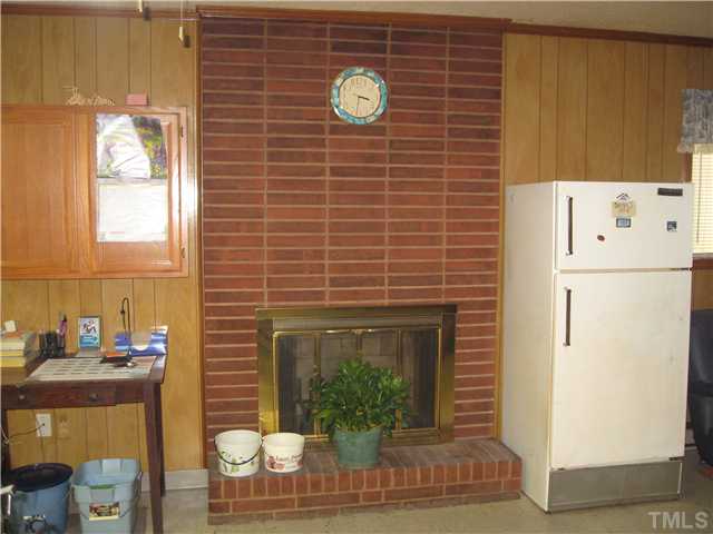 2612 Avent Ferry Road Raleigh, NC 27606 - Photo 6 of 10