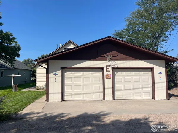 $215,000 | 427 Kansas Avenue, Stratton, CO 80836