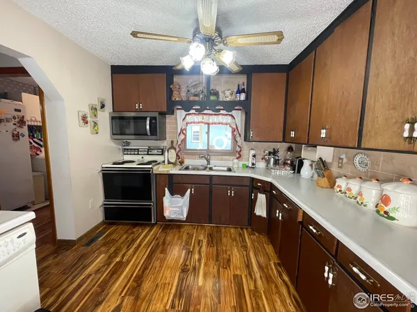 $215,000 | 427 Kansas Avenue, Stratton, CO 80836