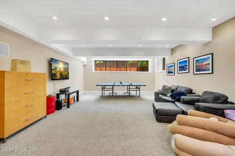 $3,795,000 | 12 Stallion Trail, Greenwich, CT 06831