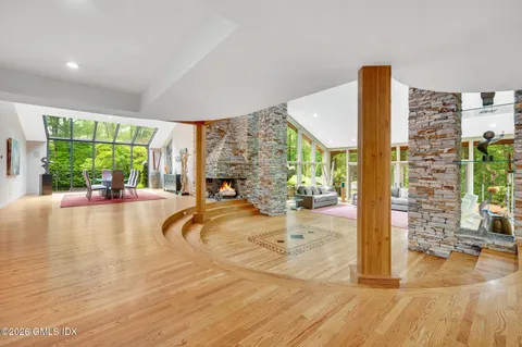 $3,795,000 | 12 Stallion Trail, Greenwich, CT 06831