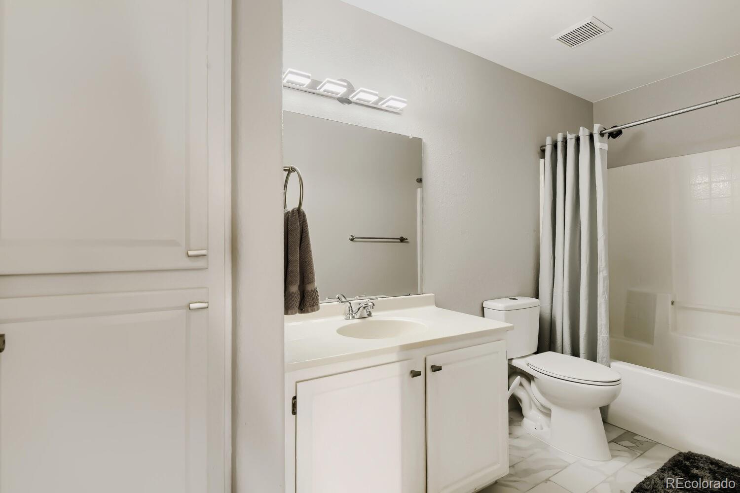 3855 East Canyon Ranch Road, Unit 202 Highlands Ranch, CO 80126 - Photo 11 of 20