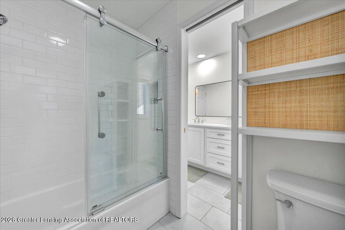 1352 Foxcroft Road East Lansing, MI 48823 - Photo 31 of 61 28-DSC00987