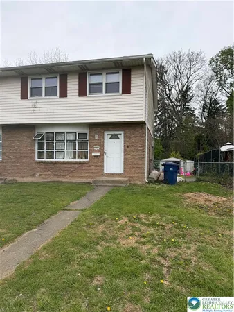 $2,400 | 1664 Whitehall Avenue, Allentown, PA 18104