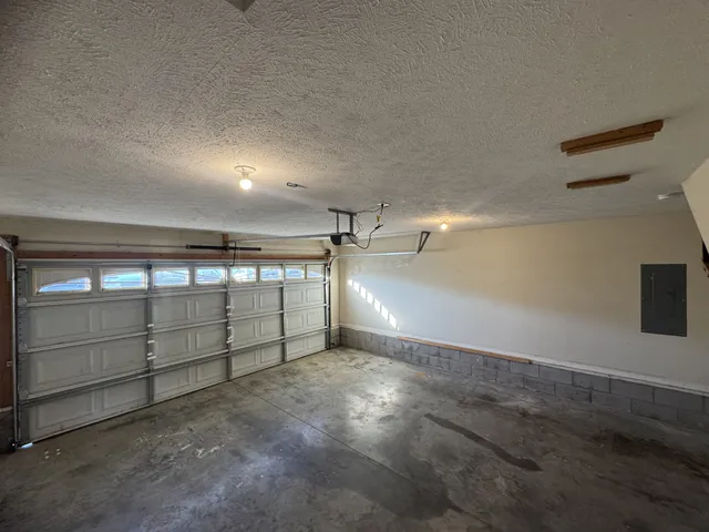 $1,645 | 1051 Cindy Jo Court, Clarksville, TN 37040