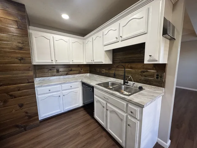 $1,645 | 1051 Cindy Jo Court, Clarksville, TN 37040