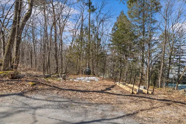 $199,000 | 138 West Red Rock Road, Colchester, VT 05446