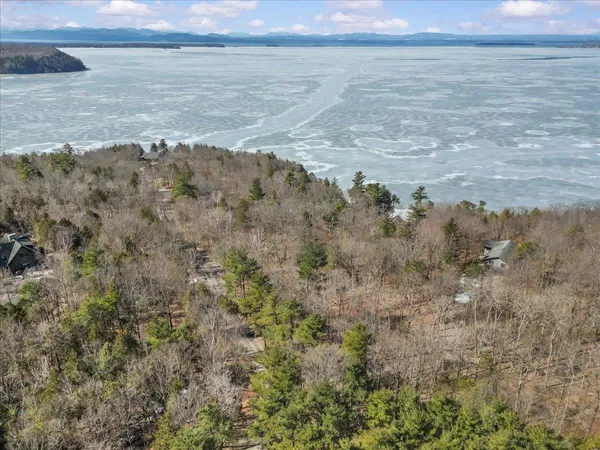 $199,000 | 138 West Red Rock Road, Colchester, VT 05446