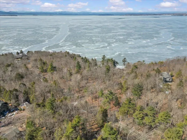 $199,000 | 138 West Red Rock Road, Colchester, VT 05446