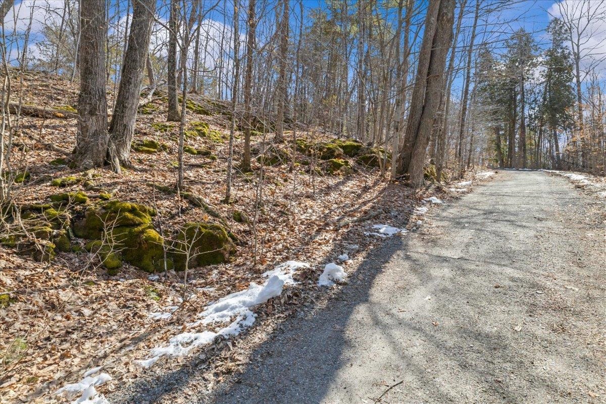 138 West Red Rock Road Colchester, VT 05446 - Photo 9 of 46